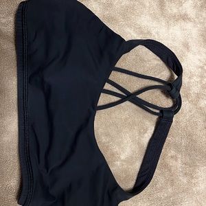 Lululemon bra. Great condition!!
